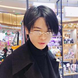 Hang Yu 余航